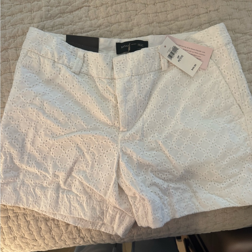 NEW banana republic white shorts 0P
